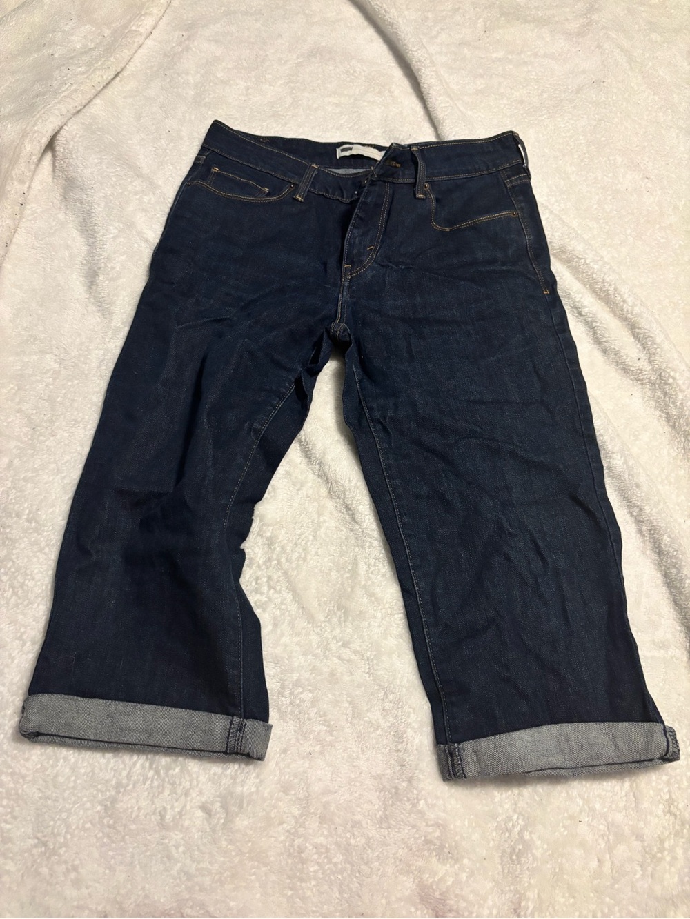 Women size 6 Capri
